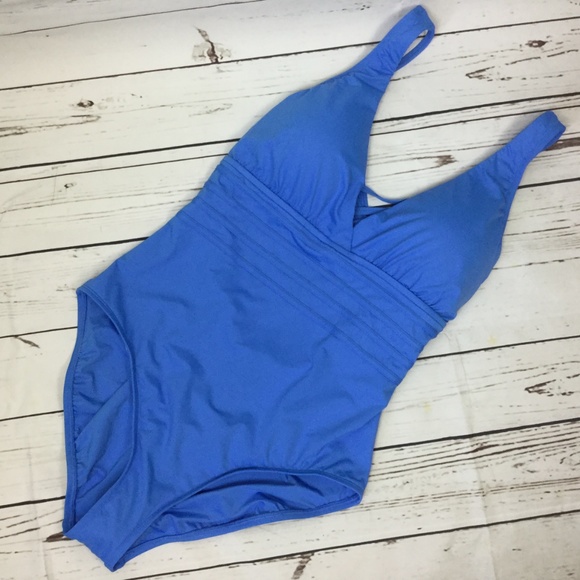 La Blanca Halter Swimsuit, Size 16 - Picture 2 of 9